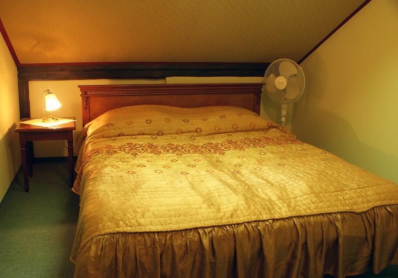 Łańcut Pensjonat Palacyk B&B 외부 사진